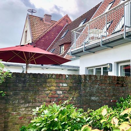 Gaestehaus Kajuete Direkt Am Wasser ฟรีดริชชตัดท์ ภายนอก รูปภาพ